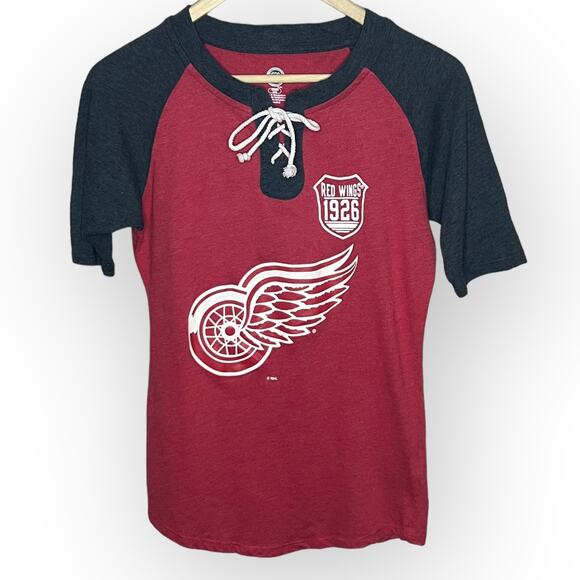 Detroit Red Wings NHL Red & Gray Raglan Sleeve Ringer Tee w/ Tie Neck Size Med - Picture 1 of 12
